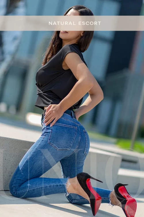 highclass_escort_frankfurt_adriana4 highclass_escort_frankfurt_adriana4